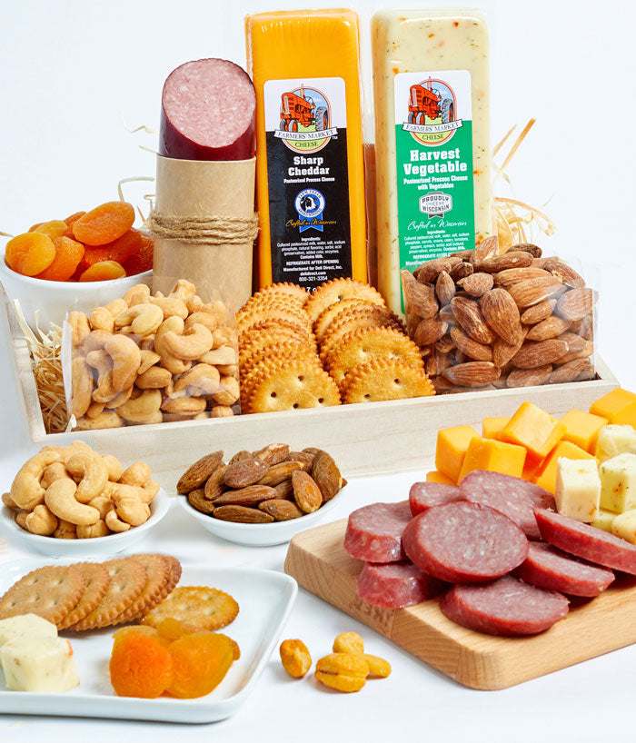 INDULGED™ Cheese & Nut Sampler - Chocolate Covered Company®
